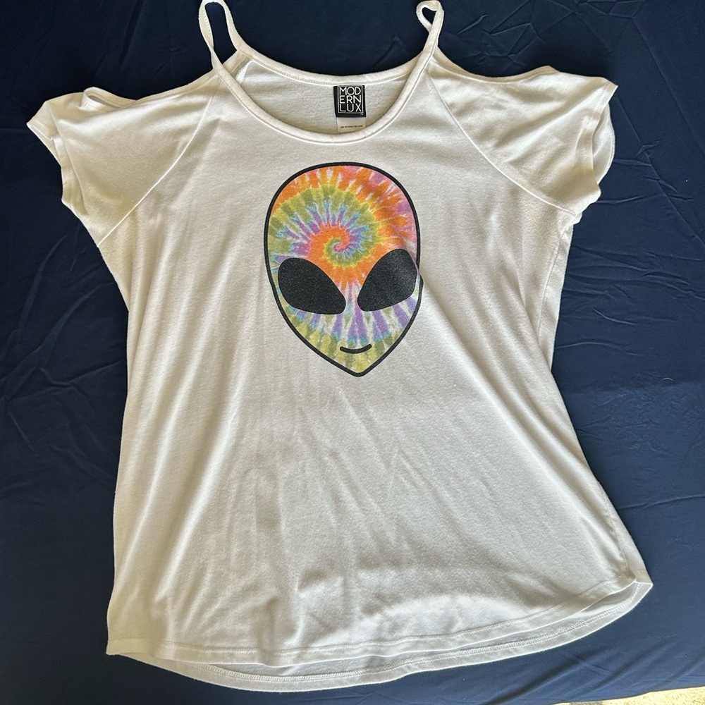 Alien flowy top from target with shoulder cutouts